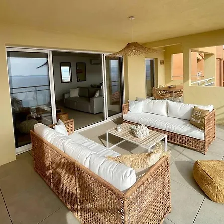 Paillote Perchee A 180 ° Sur La Appartement Ajaccio (Corsica)