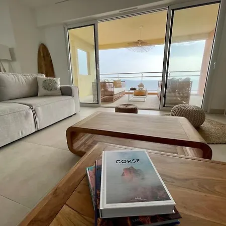 Paillote Perchee A 180 ° Sur La Appartement *