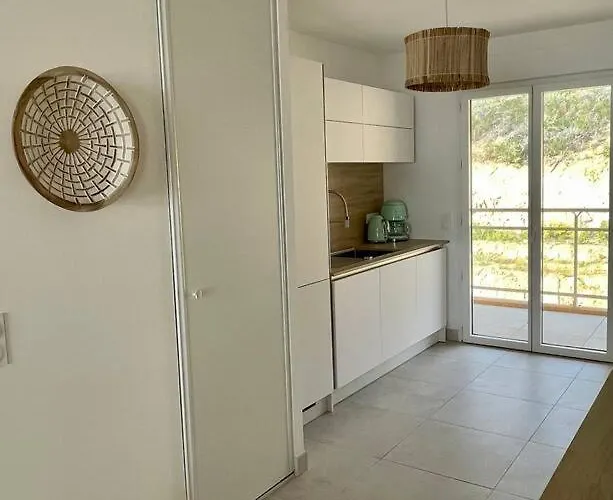 Paillote Perchee A 180 ° Sur La Appartement Ajaccio (Corsica)