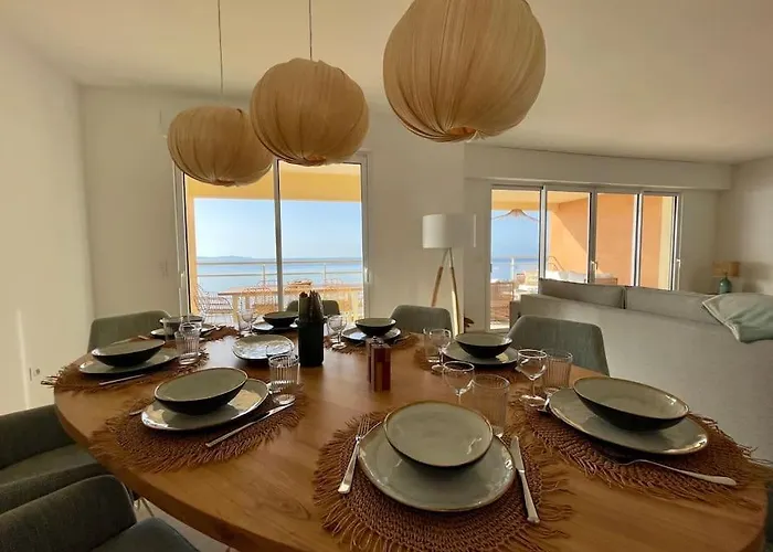 Paillote Perchee A 180 ° Sur La Appartement