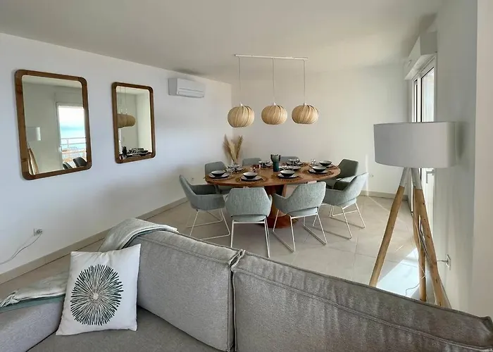 Paillote Perchee A 180 ° Sur La Appartement