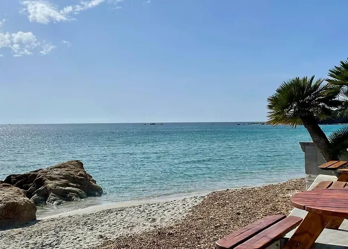 Apartment Paillote Perchee A 180 ° Sur La Ajaccio (Corsica)